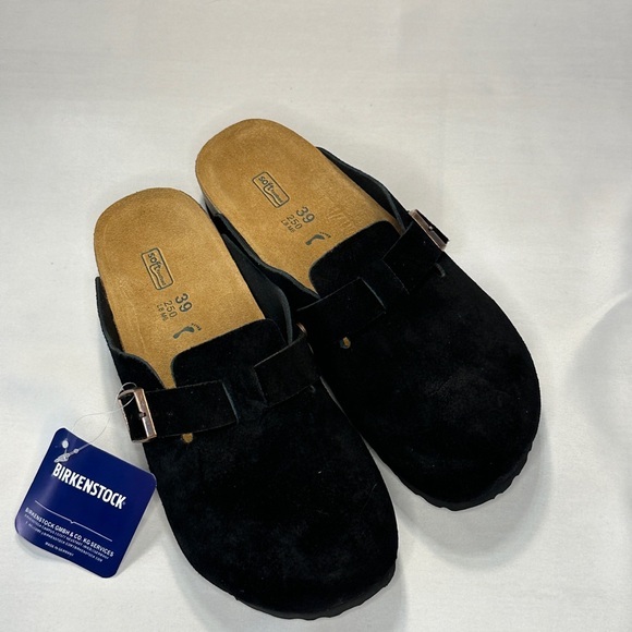 Birkenstock Shoes - NWT BIRKENSTOCK Boston Clogs Size 8 8.5 (39) Black Suede Women’s Soft Footbed